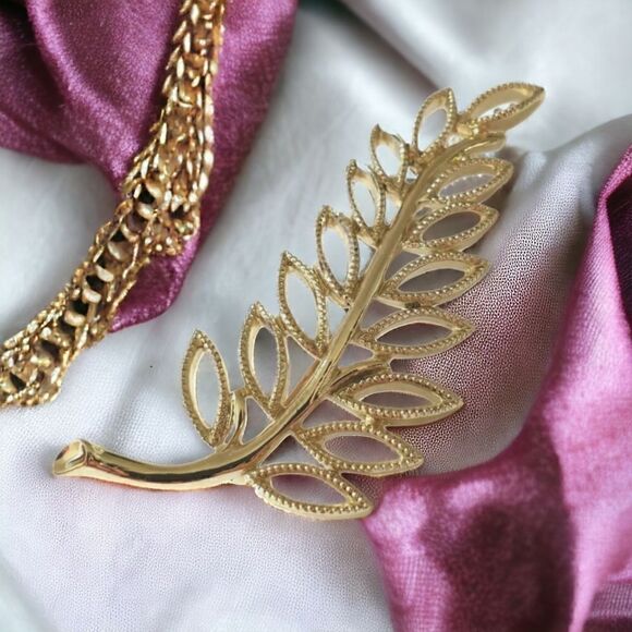 Estate EMMONS Feather Brooch Pin Open Work Leaf Filigree Blonde Gold Tone MCM - Picture 15 of 16